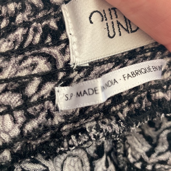 Out From Under Urban Outfitters Boho print harem pants size S - Picture 7 of 8